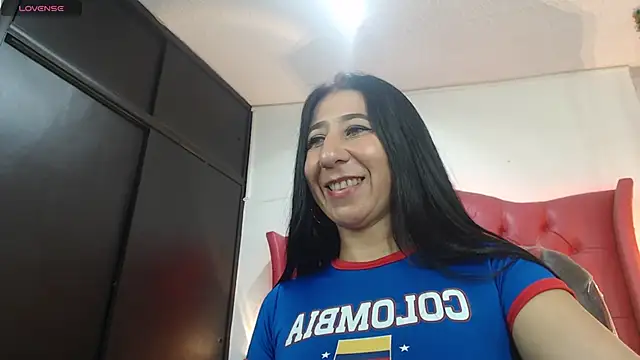 Snapshot of nei_girl chatting on June 27, 2026, 11:48 am nei girl online show from June 27, 2026, 11:48 am