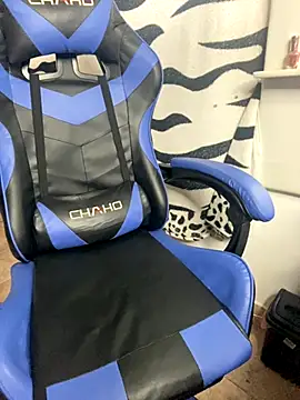 Snapshot of taimara_1 chatting on October 21, 2025, 9:48 pm taimara 1 online show from October 21, 2025, 9:48 pm