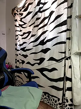 Snapshot of taimara_1 chatting on December 3, 2025, 5:11 pm taimara 1 online show from December 3, 2025, 5:11 pm