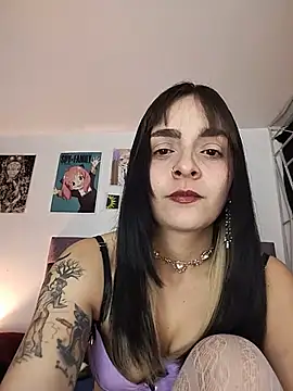 KARINNA  RAVEN online show from May 15, 2026, 12:28 am
