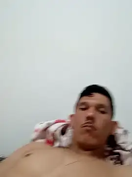 Snapshot of Marcos2402mf chatting on November 14, 2025, 2:43 am Marcos2402mf online show from November 14, 2025, 2:43 am