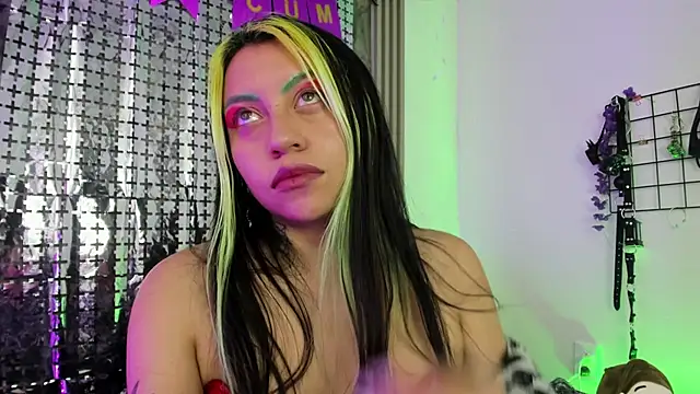 midory  online show from November 13, 2025, 3:49 am