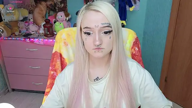 Snapshot of Manuela_unicorn chatting on November 26, 2025, 3:18 am Manuela unicorn online show from November 26, 2025, 3:18 am