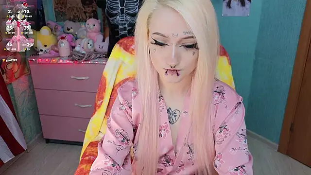 Snapshot of Manuela_unicorn chatting on February 4, 2026, 12:00 pm Manuela unicorn online show from February 4, 2026, 12:00 pm