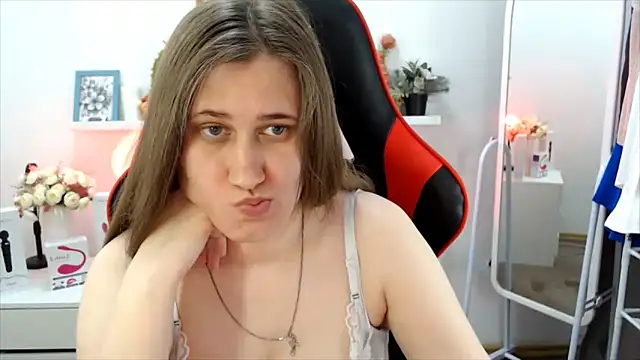 Snapshot of Lucky_Lana chatting on June 3, 2026, 2:58 am Lucky Lana online show from June 3, 2026, 2:58 am