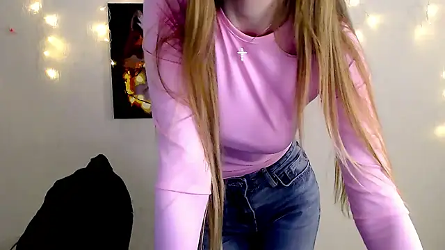 Doll Angelina online show from March 13, 2026, 7:04 am