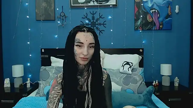 Velvetbat online show from May 23, 2026, 7:02 am