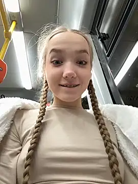 bambi lu online show from October 31, 2025, 4:30 pm