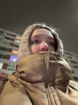 Snapshot of bambi_lu chatting on January 14, 2026, 7:19 pm bambi lu online show from January 14, 2026, 7:19 pm