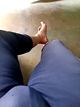 A-1PLAYBOY0 online show from April 29, 2026, 11:03 am