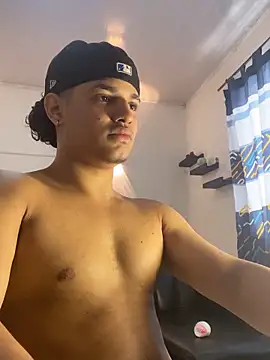 Snapshot of samxx_muscle chatting on March 11, 2026, 7:20 pm samxx muscle online show from March 11, 2026, 7:20 pm