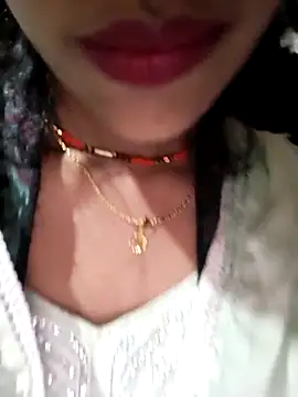 Eshwari Chopra online show from November 18, 2025, 5:06 pm