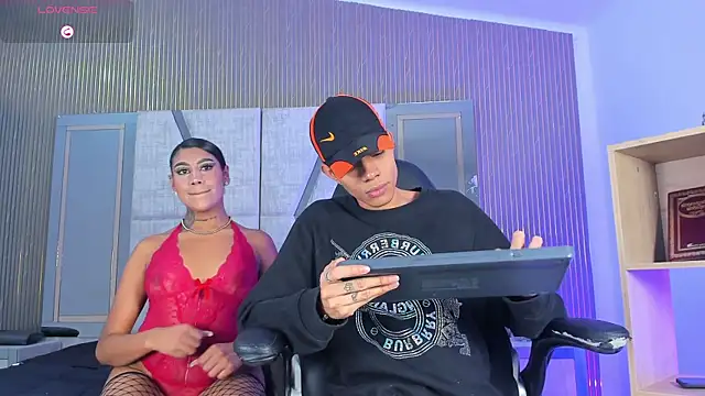 candyandmarilyn online show from April 2, 2026, 8:50 pm