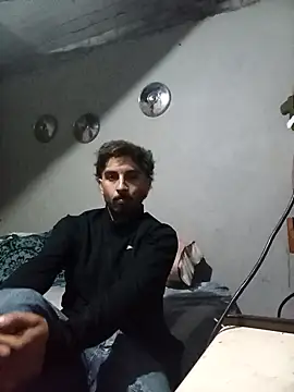 Snapshot of Tiococo420 chatting on October 8, 2025, 5:38 am Tiococo420 online show from October 8, 2025, 5:38 am