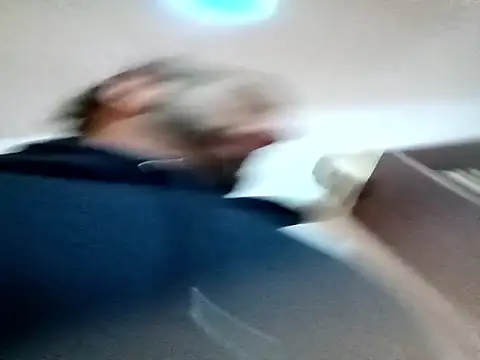 Snapshot of Dokonaly chatting on October 28, 2025, 3:43 am Dokonaly online show from October 28, 2025, 3:43 am