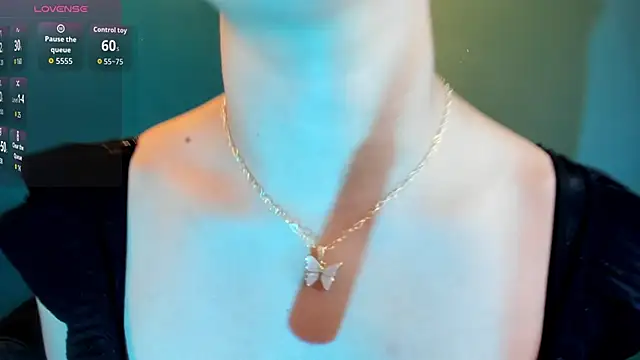 Snapshot of Elaine87_ chatting on November 8, 2025, 10:41 pm Elaine87 online show from November 8, 2025, 10:41 pm