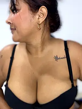 sashaoficial  online show from January 16, 2026, 10:25 pm