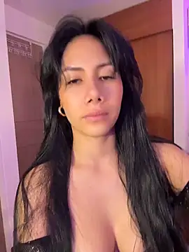 ArianaReynoldss online show from June 2, 2026, 10:06 am