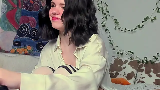 secret princess online show from March 22, 2025, 10:04 pm