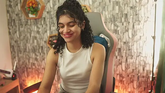 Snapshot of bonniie_98_ chatting on May 14, 2026, 2:46 pm bonniie 98 online show from May 14, 2026, 2:46 pm