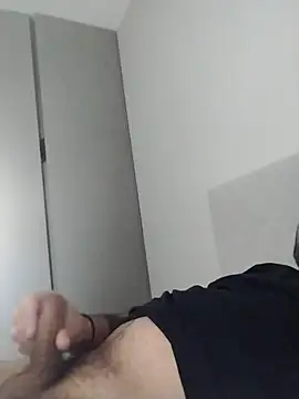 Snapshot of iunutmi chatting on November 2, 2025, 10:17 am iunutmi online show from November 2, 2025, 10:17 am