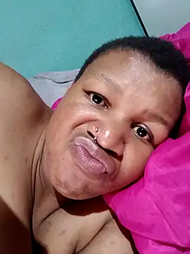 Snapshot of Crazy77 chatting on December 22, 2025, 12:24 pm Crazy77 online show from December 22, 2025, 12:24 pm