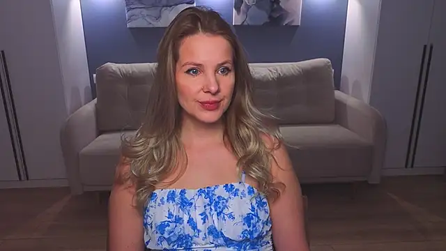 MelanieBennett online show from March 28, 2026, 6:13 am