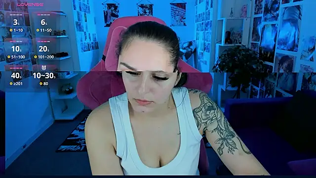 ValeriiMills online show from March 19, 2026, 3:27 pm