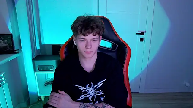 Snapshot of DanyDavis chatting on January 16, 2026, 1:37 pm DanyDavis online show from January 16, 2026, 1:37 pm