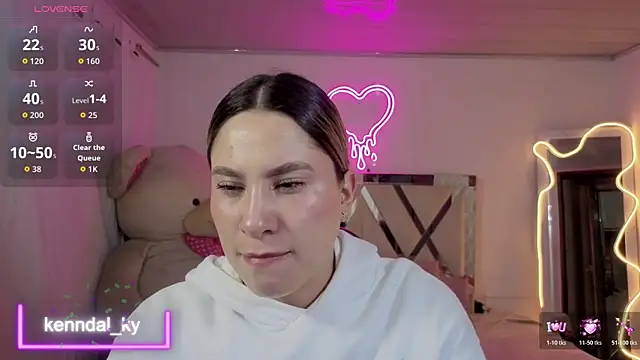 saaya tay online show from April 17, 2026, 3:09 am