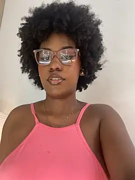 Snapshot of RachelStonne chatting on July 9, 2026, 3:27 pm RachelStonne online show from July 9, 2026, 3:27 pm