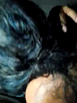 Yeibons online show from November 15, 2025, 2:42 am