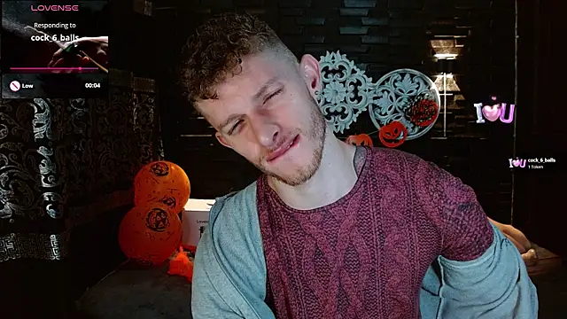 Snapshot of andrewxbi chatting on October 25, 2025, 11:29 am andrewxbi online show from October 25, 2025, 11:29 am