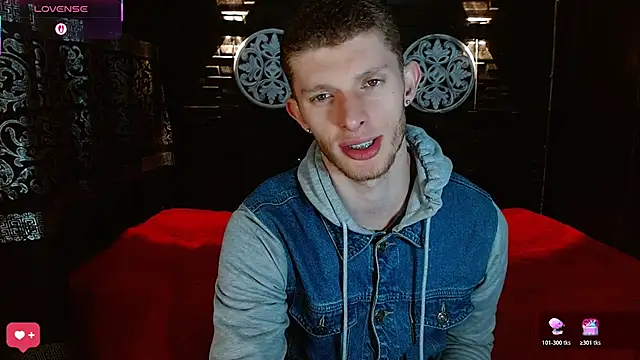 Snapshot of andrewxbi chatting on December 1, 2025, 11:15 am andrewxbi online show from December 1, 2025, 11:15 am