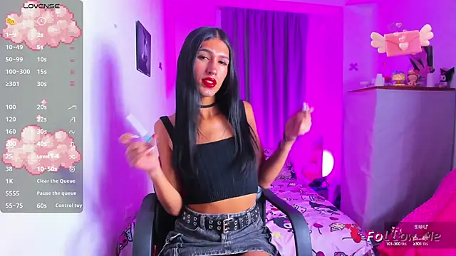 SkylerBennet online show from October 29, 2025, 4:26 am