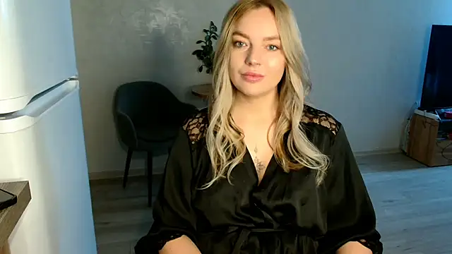 Eva   forever online show from October 28, 2025, 2:59 am