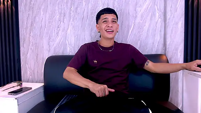 Snapshot of Matt_Ruso chatting on September 12, 2025, 7:14 pm Matt Ruso online show from September 12, 2025, 7:14 pm