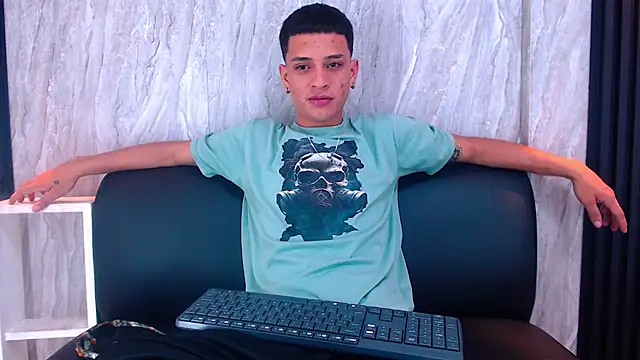 Snapshot of Matt_Ruso chatting on September 24, 2025, 6:55 pm Matt Ruso online show from September 24, 2025, 6:55 pm