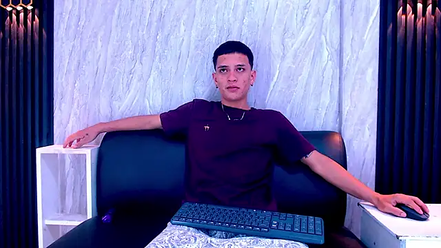 Snapshot of Matt_Ruso chatting on September 25, 2025, 6:55 pm Matt Ruso online show from September 25, 2025, 6:55 pm
