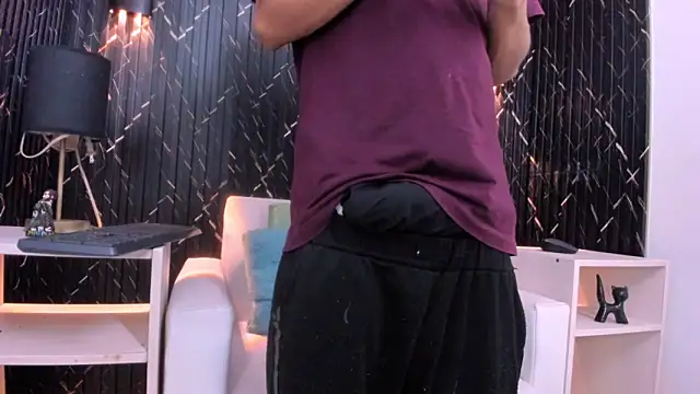 Matt Ruso online show from November 8, 2025, 3:29 am