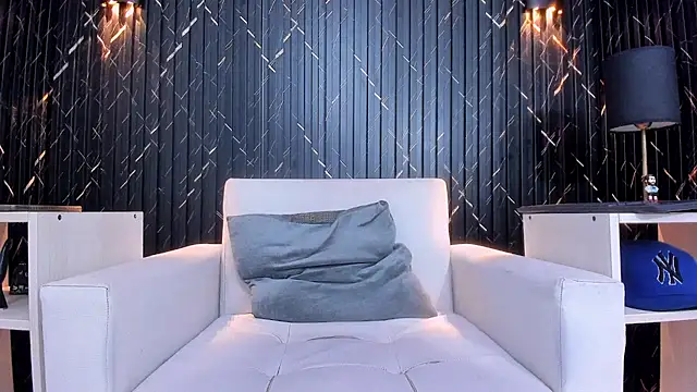 Matt Ruso online show from November 26, 2025, 3:51 am