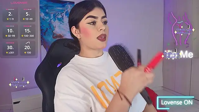 Kariina  69 online show from September 14, 2025, 3:16 am