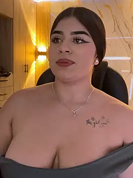 Kariina  69 online show from January 13, 2026, 4:07 am