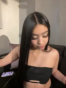 Cristina pinkk online show from October 10, 2025, 1:37 am