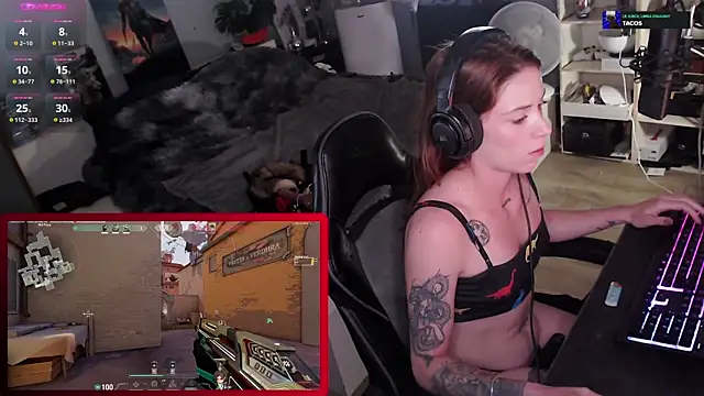 Horny Makima online show from September 10, 2025, 9:42 am