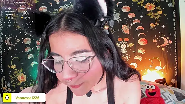 Maddy rosse12 online show from November 27, 2025, 4:31 pm