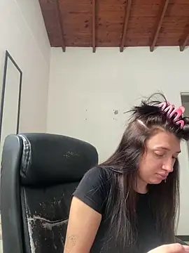 Mia  Gray online show from February 11, 2026, 5:07 pm