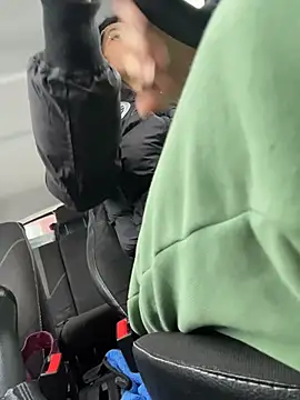 Snapshot of MeekyRich chatting on November 26, 2025, 4:02 am MeekyRich online show from November 26, 2025, 4:02 am