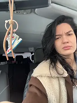 Snapshot of MeekyRich chatting on December 5, 2025, 4:10 am MeekyRich online show from December 5, 2025, 4:10 am