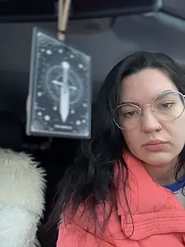 Snapshot of MeekyRich chatting on December 14, 2025, 2:39 am MeekyRich online show from December 14, 2025, 2:39 am